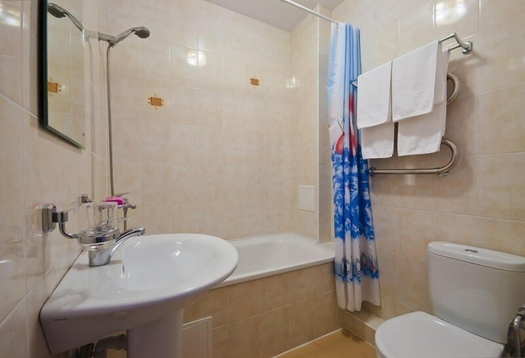 Bathroom 3, Zastava Hotel, Anapskiy rayon