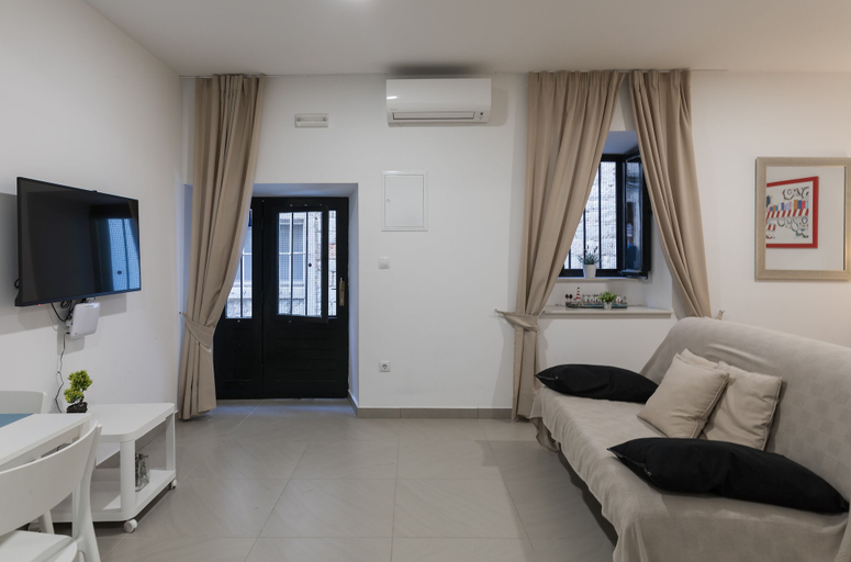 Others 3, Apartment Navigator, Dubrovnik