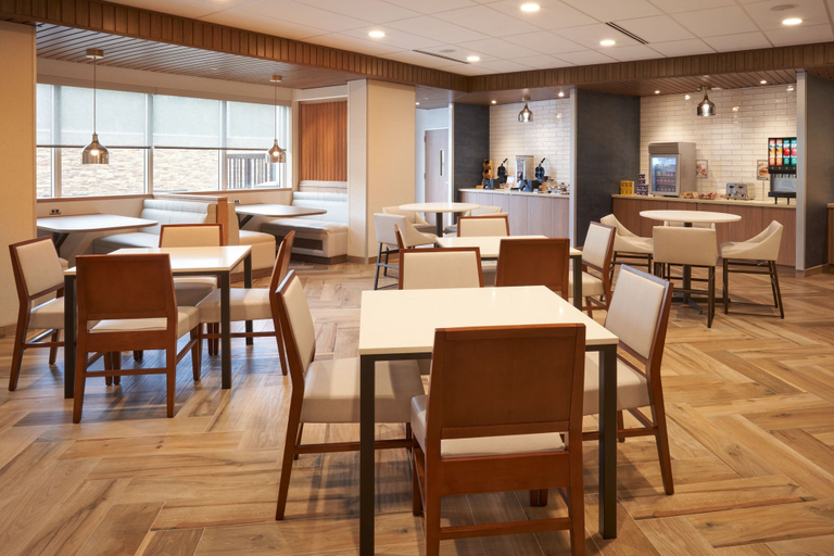 Food & Drinks 5, Fairfield Inn & Suites by Marriott West Palm Beach, Palm Beach