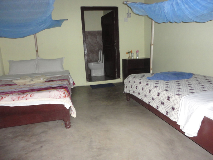 Bedroom 2, Tharu 20for7 Holiday House, Narayani