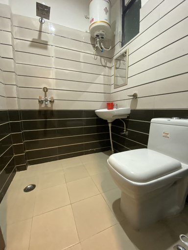 Bathroom 3, Hotel Nature Plaza, Hardwar