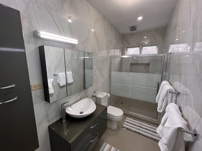 Bathroom 4, Gulfview Townhouse With Pool and Jacuzzi