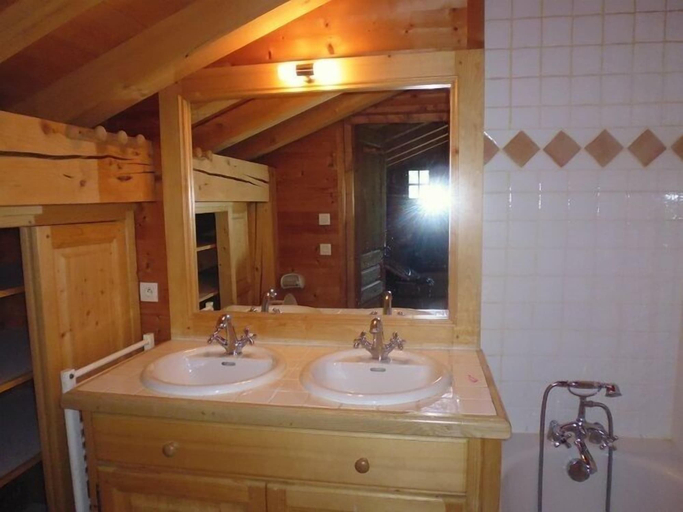 Bathroom 5, Chalet de Mado, Haute-Savoie