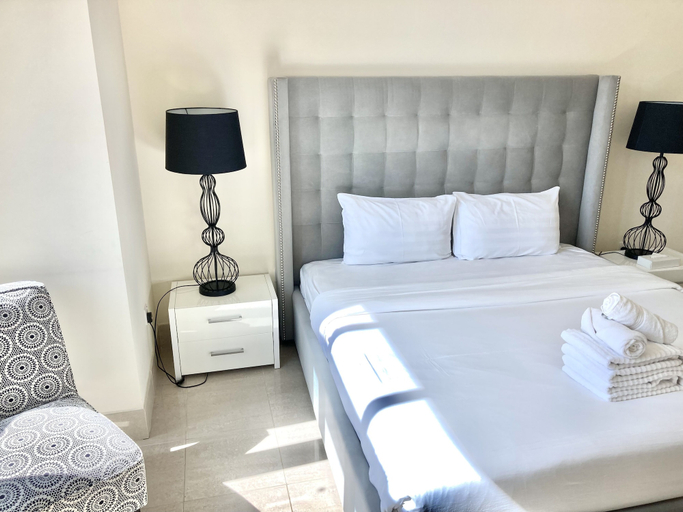 Bedroom 2, Luxurious Stay in Dubai Downtown, Dubai