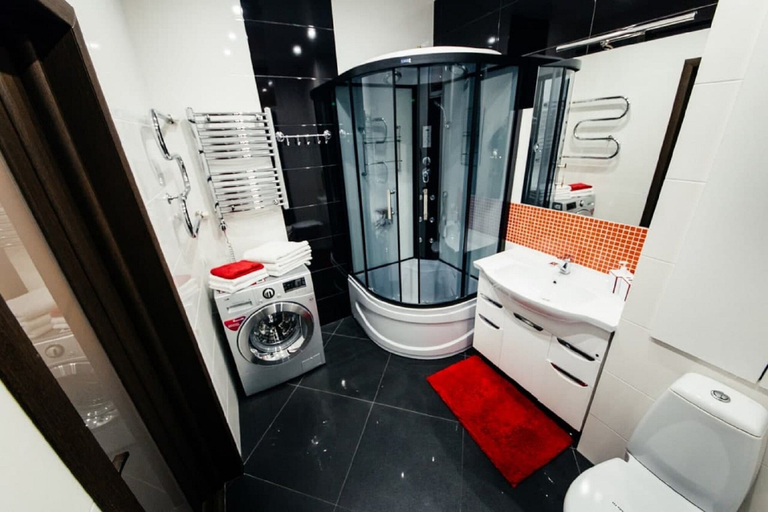 Bathroom, PaulMarieApartments on Sovetskaya, Brest