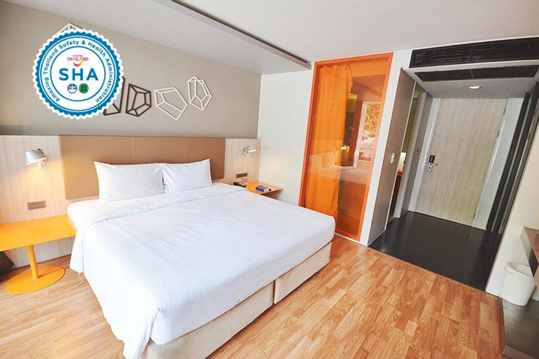 Bedroom 12