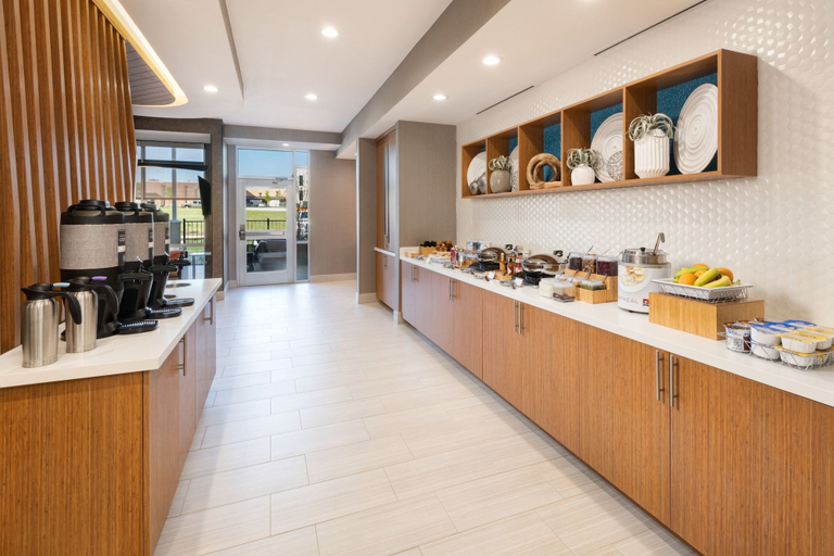 Food & Drinks 5, SpringHill Suites by Marriott Weatherford Willow Park, Parker