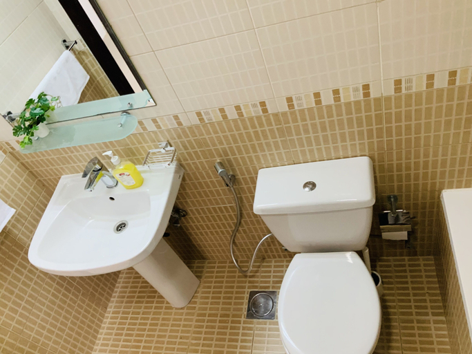 Bathroom, Classic One Bedroom, Dubai