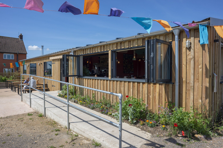 Exterior & Views 2, 1 Bed Shepherds Hut - Sleeps 2 -wood Fired Hot Tub, Somerset