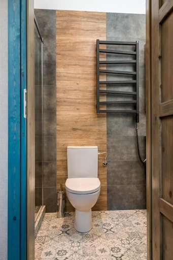 Bathroom 3, Chmielna z Antresola, Warsaw