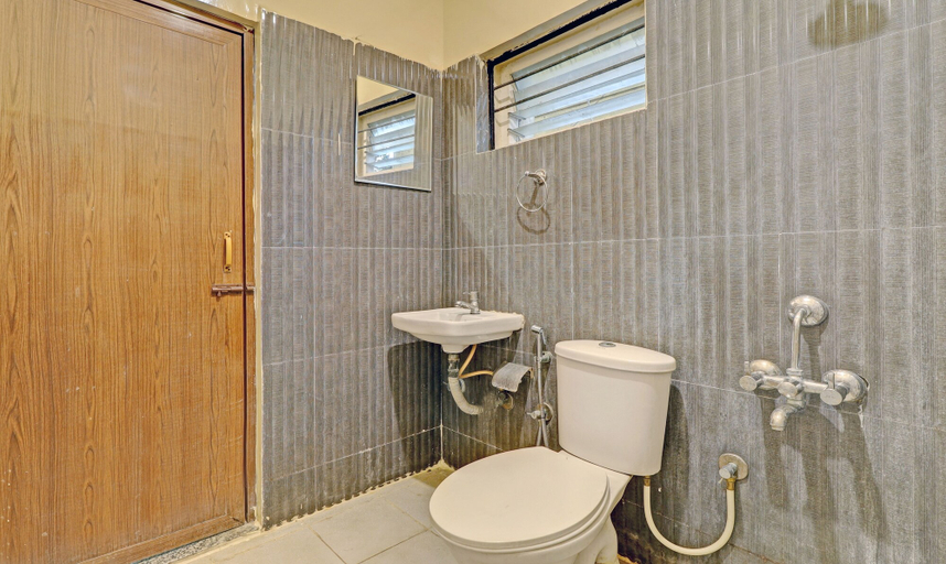 Bathroom 3, Hotel Palm Emirates, Bangalore