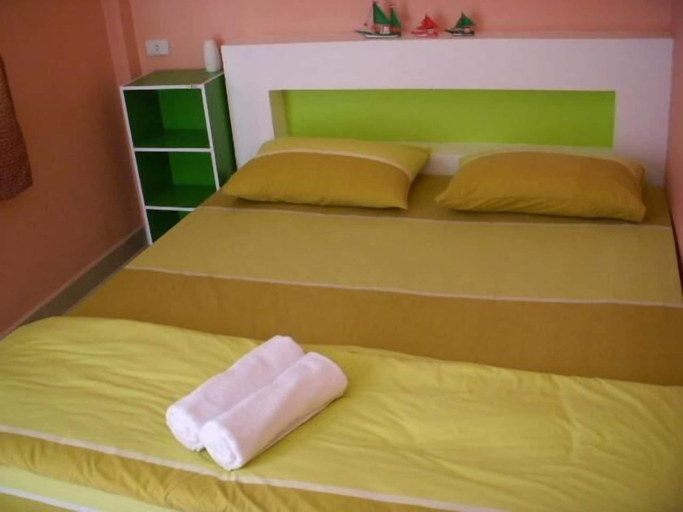 Bedroom 2, Baan Kan Eang Koh Lan, Pattaya