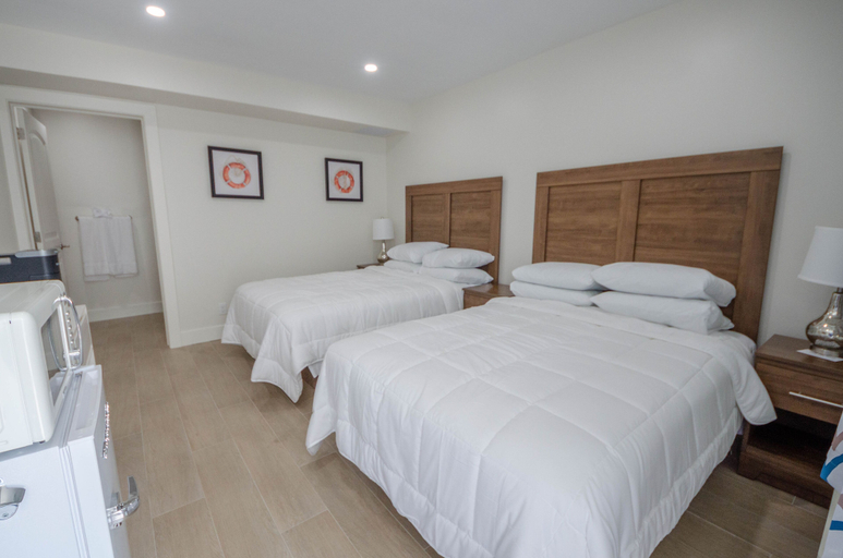 Bedroom 2, Seaport Inn, Cape May