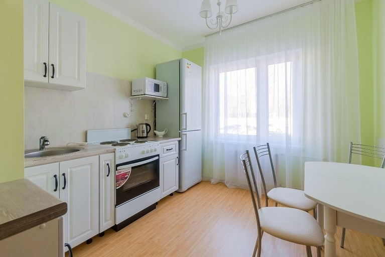 Others 3, Waiting for the summer Apartment, Sankt-Peterburg gorsovet