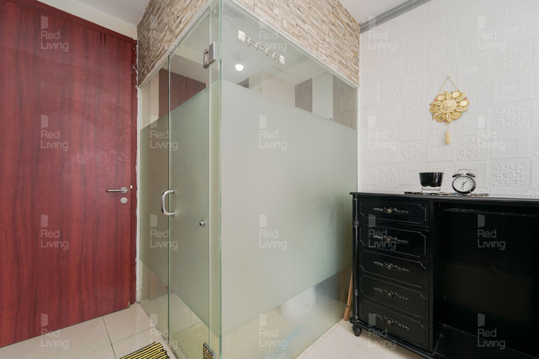 Bathroom 4, RedLiving Apartemen Saladdin Mansion, Depok