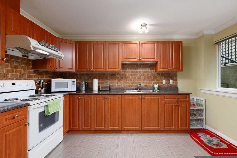 Others 5, Cozy 3bdr in North Vancouver, Greater Vancouver