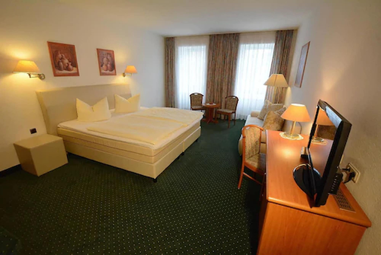 Bedroom 3, Hotel Evabrunnen, Bautzen