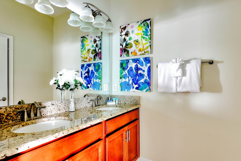 Bathroom 4, Sunnyside Villa, Osceola