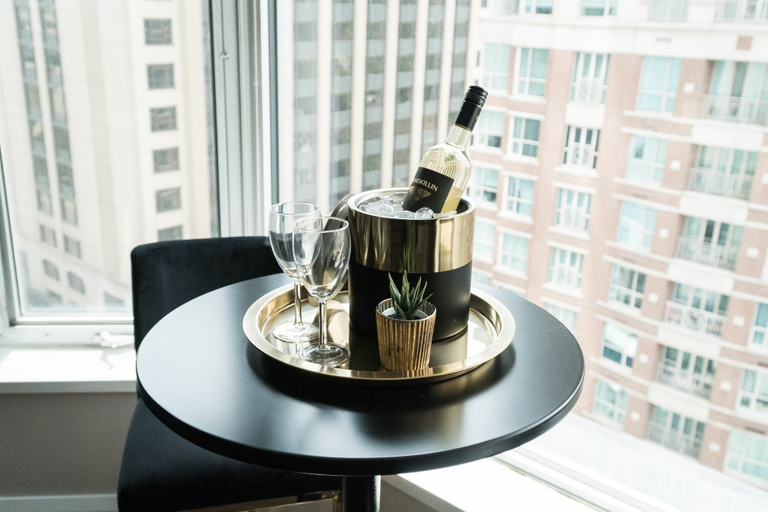 Food & Drinks, QuickStay Yorkville Condo - Yonge & Bloor, Toronto