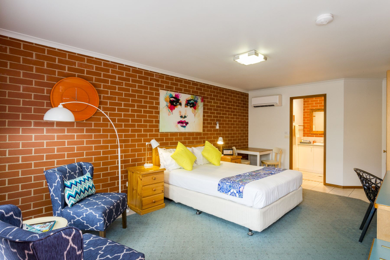 Bedroom 4, Yackandandah Motor Inn, Indigo - Pt A