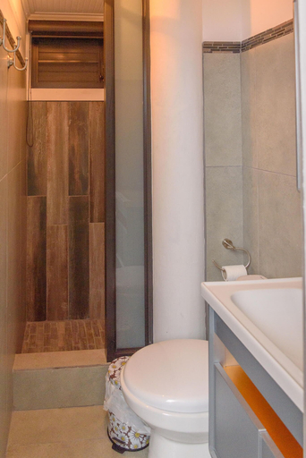 Bathroom, Hacienda los Henriquez