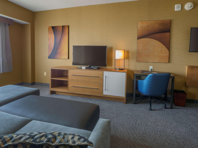 Bedroom 13