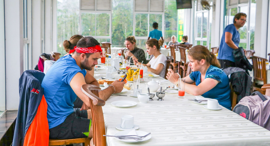 Food & Drinks 4, Magical Mountain Resort, Ambagamuwa