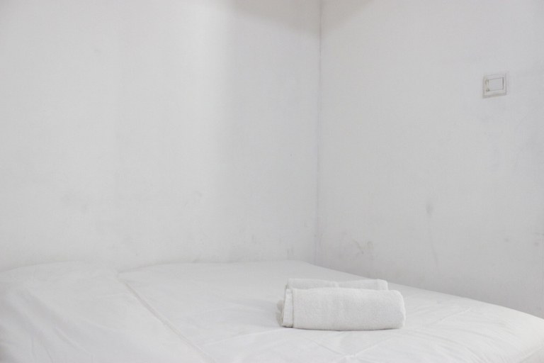 Bedroom 4, Compact and Minimalist 2BR Apartment at Gateway Pasteur, Bandung