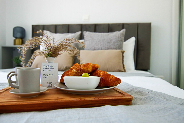 Food & Drinks, Phaedrus Living: Seaside Luxury Flat Athina 21