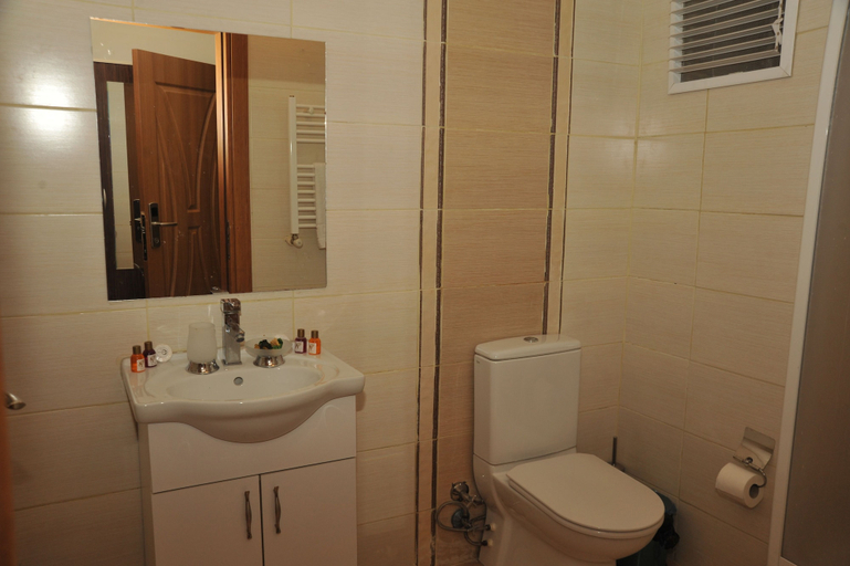 Bathroom 5, Pera 26, Beyoğlu