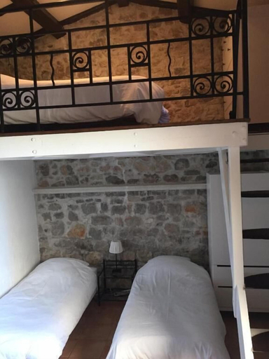 Bedroom 3, Fleur de Lys Fayence, Var