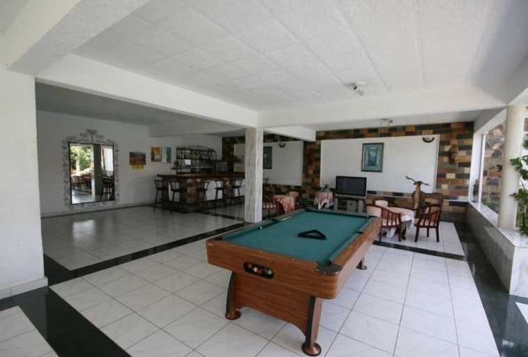 Food & Drinks 5, Top Hill Residence Kiriri, Roherero