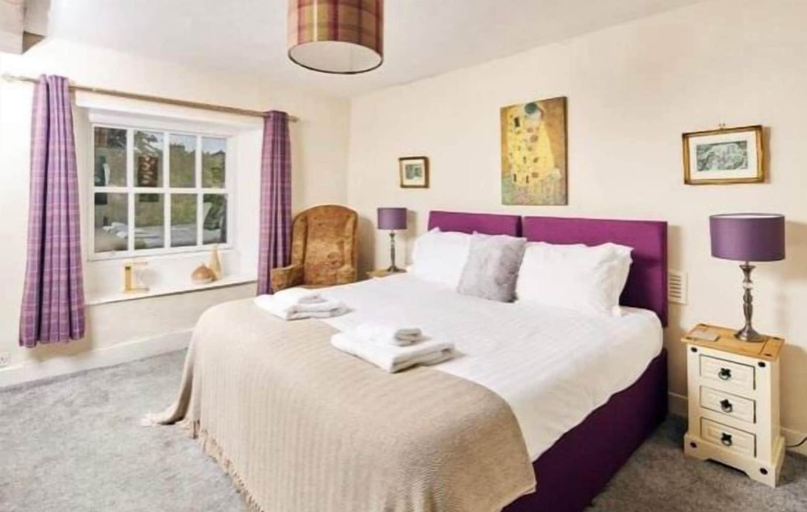Bedroom 5, The Red Lion, Cumbria