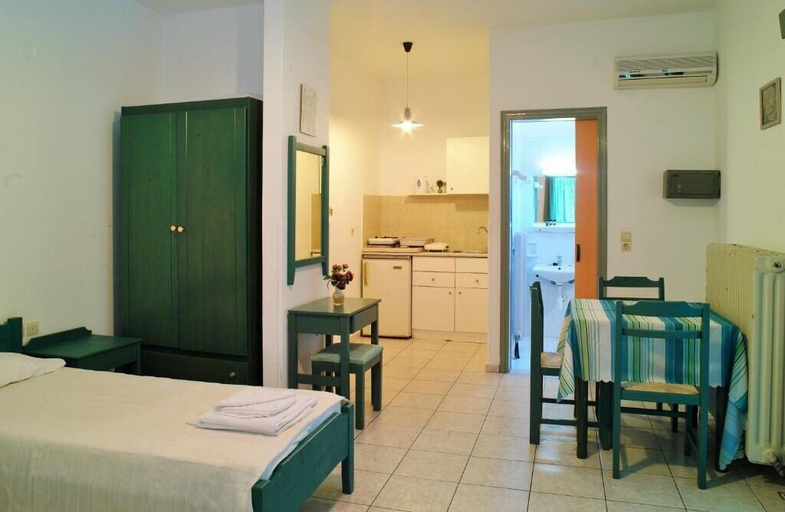 Bedroom 3, Selena View Hotel & Apartments, Crete