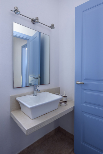 Bathroom 4, Antiparos Luxury Villas, South Aegean