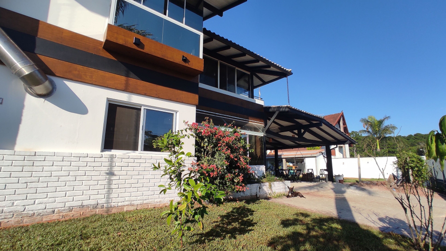 Exterior & Views 2, Patz Houz Hostel, Florianopolis