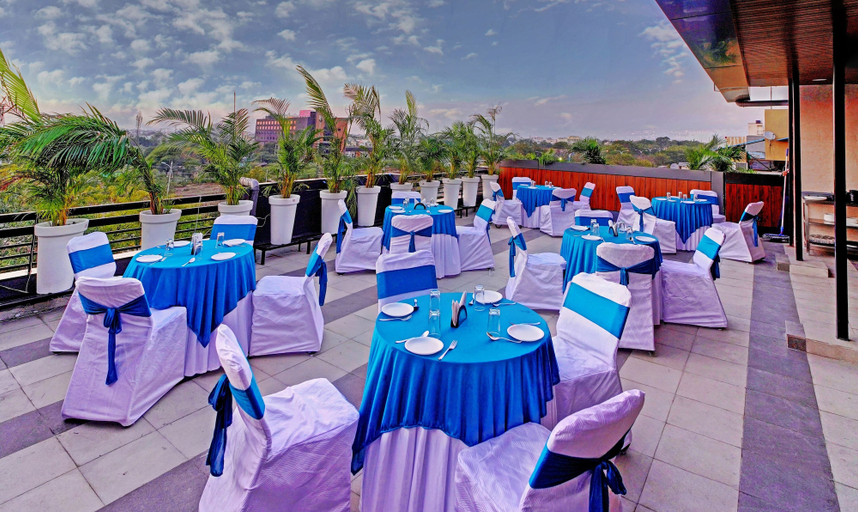 Food & Drinks 3, Treebo Grand Euro Pipliyahana Square, Indore