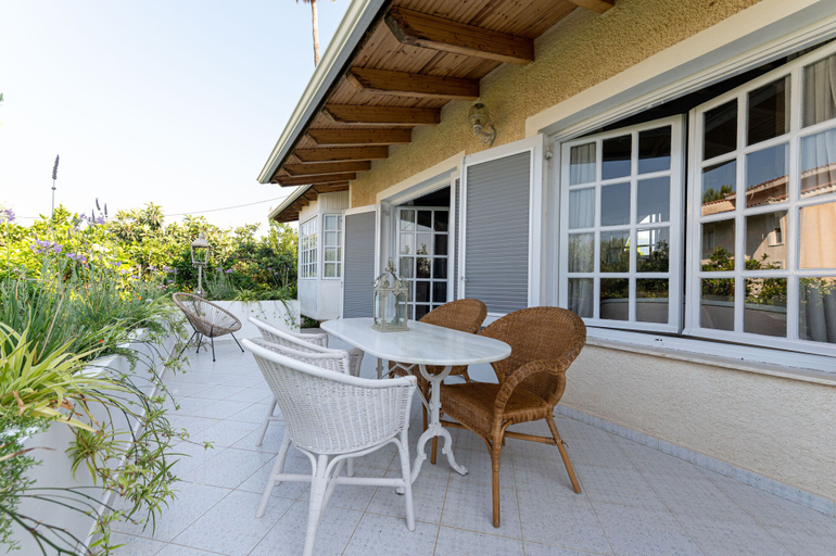 Exterior, Serene Seaside Bliss - Lush & Secluded Garden Oasis, Peloponnese