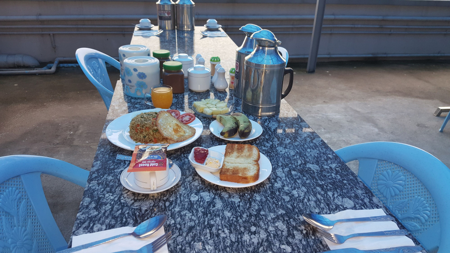 Food & Drinks 5, Red Dragon Hotel Hsipaw, Kyaukme