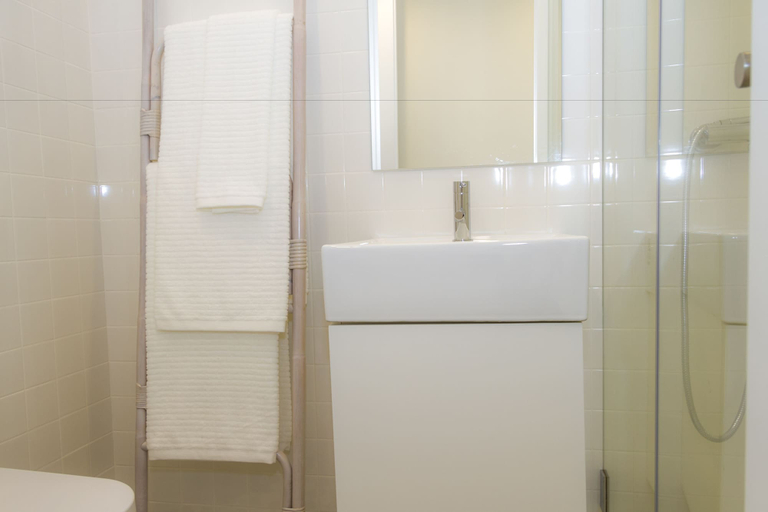 Bathroom 4, Liiiving in Porto - Central Garden Flat, Porto