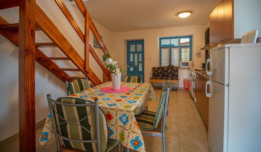 Others 5, Holiday Home Grimalda, Cerovlje