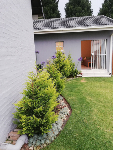 Others 5, Platberg Self-catering, Thabo Mofutsanyane