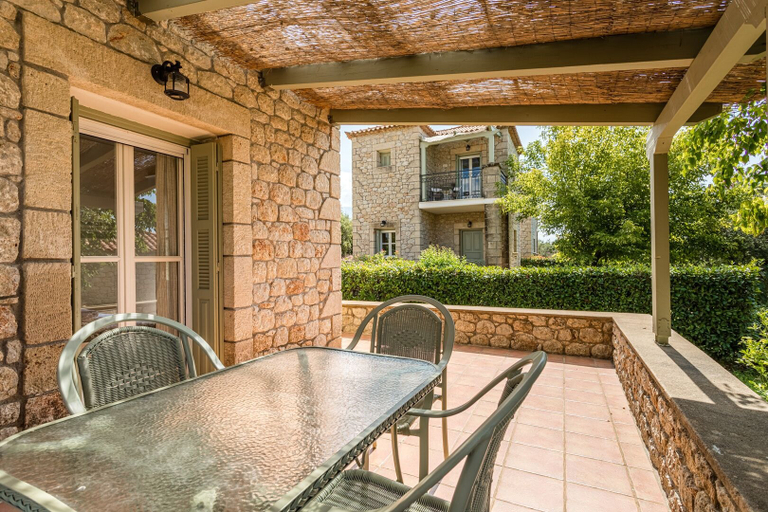 Others 4, Lithos Stoupa Villas, Peloponnese
