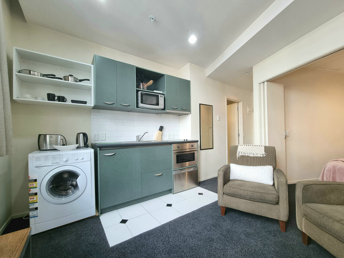 Others 4, Bright & Cozy 1BR - Kitchen - Laundry, Waitakere
