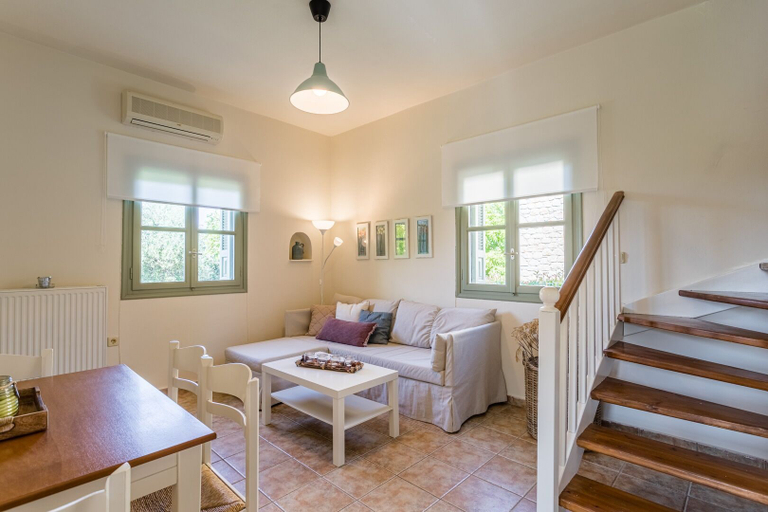 Others 5, Lithos Stoupa Villas, Peloponnese