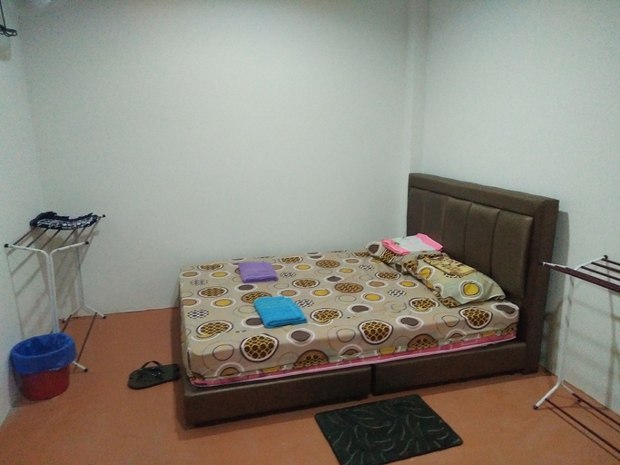 Bedroom 4, Diyana Budget Hotel - Hostel, Kota Bharu