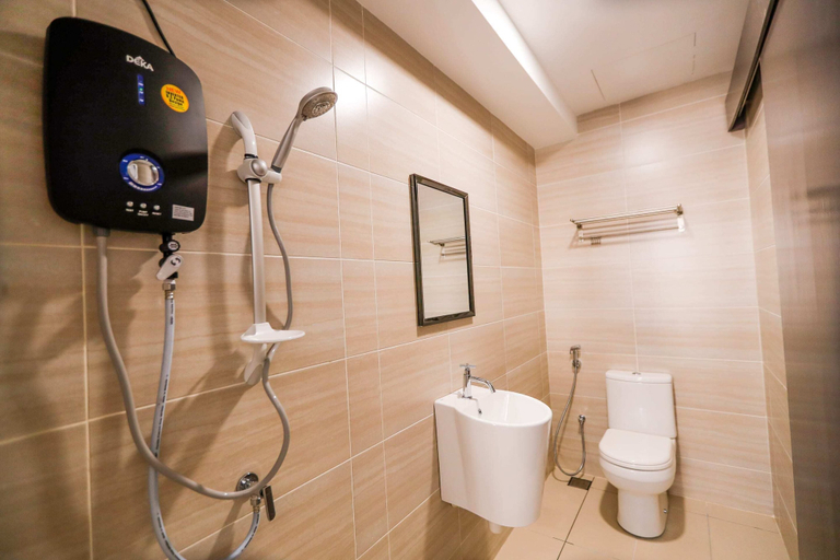 Bathroom 2, 3 Tower by Plush, Kuala Lumpur