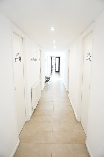 Others 5, Dodo Suites, General Pueyrredón