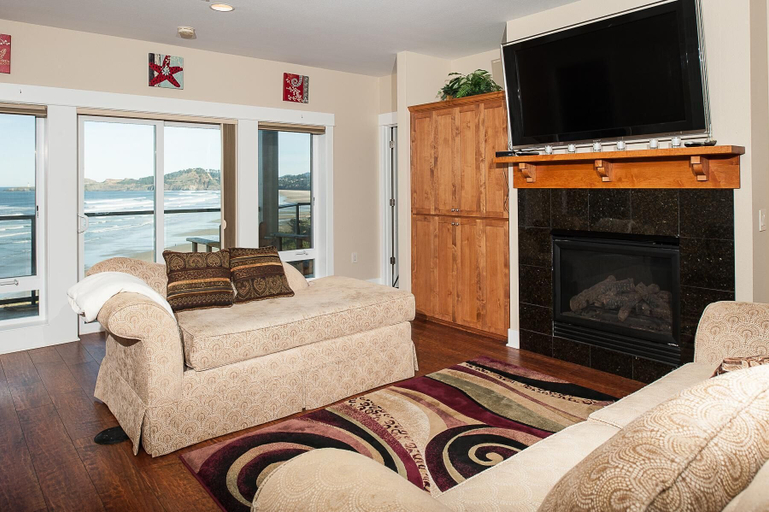 Others 5, Michaels Beach Place at Shoreline Ridge, Lincoln