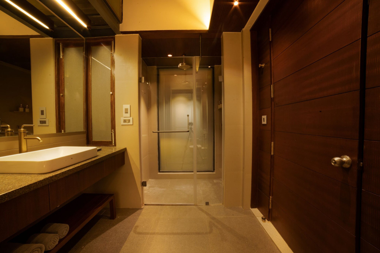 Bathroom 4, Tilar Siro Andamans - CGH Earth, South Andaman